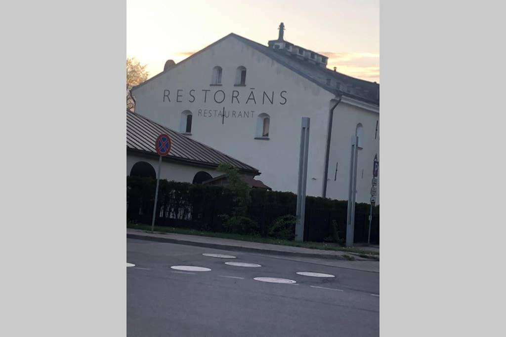 New Comfortable Apartment Nearby Promenade In 5 Minutes From Old Town Of Riga. Kültér fotó
